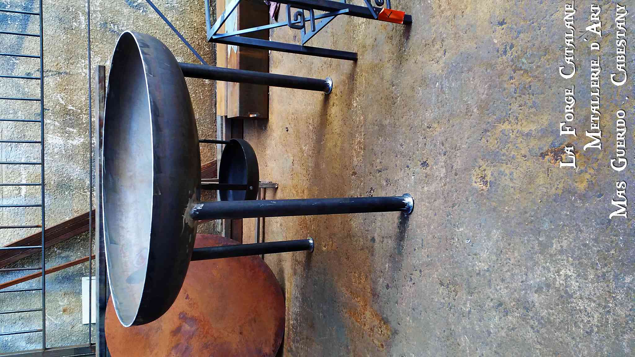 brasero en fer Forge Catalane.jpg